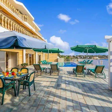 Sleeps 14 With Pool Air Con And Wifi Вилла *