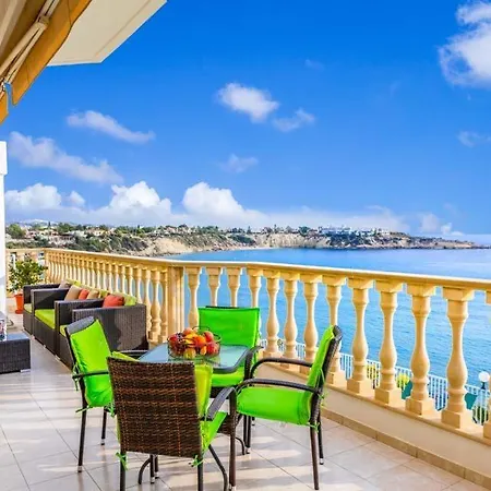 Sleeps 14 With Pool Air Con And Wifi Βίλα Πέγεια